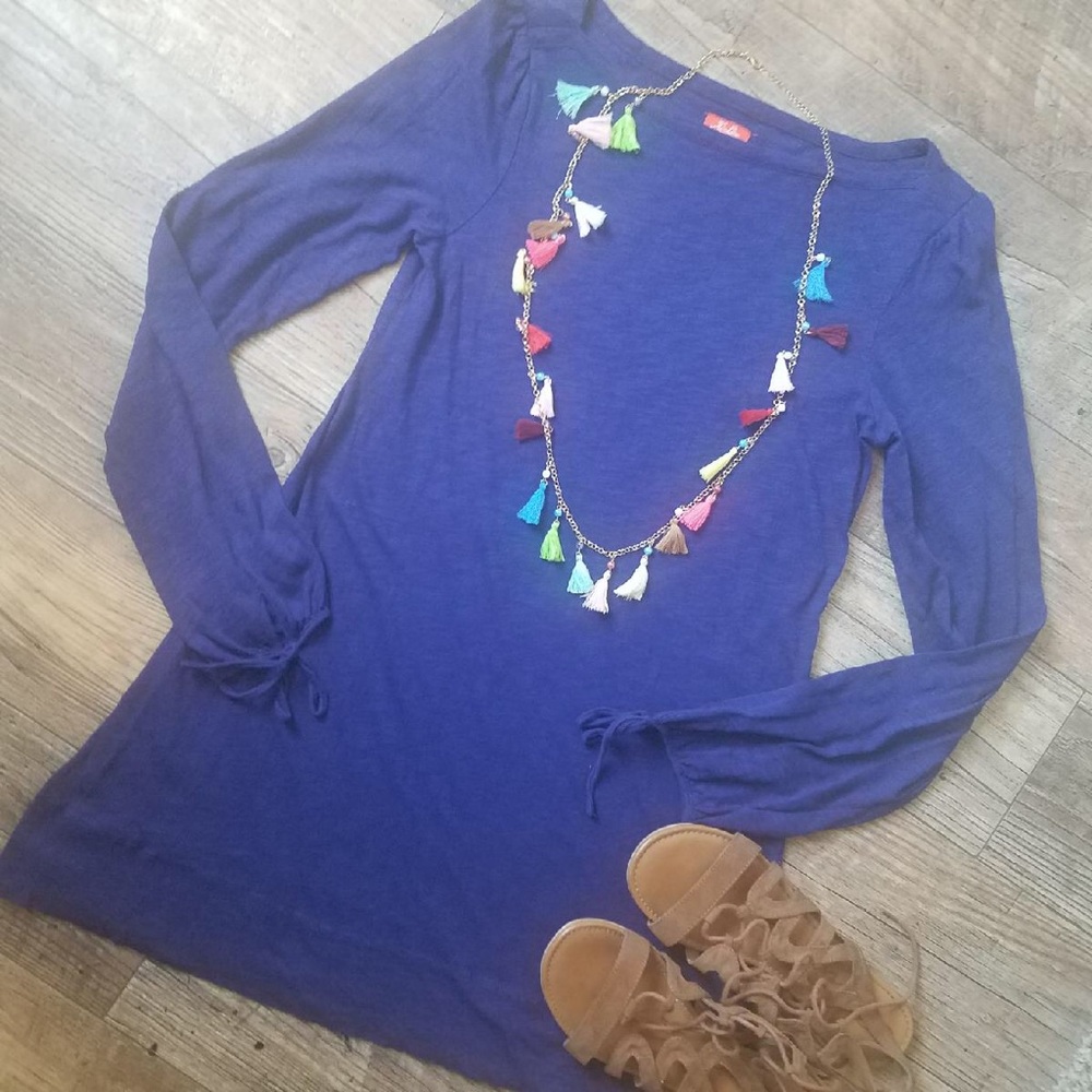 HI LINE DARK BLUE DRESS SIZE M